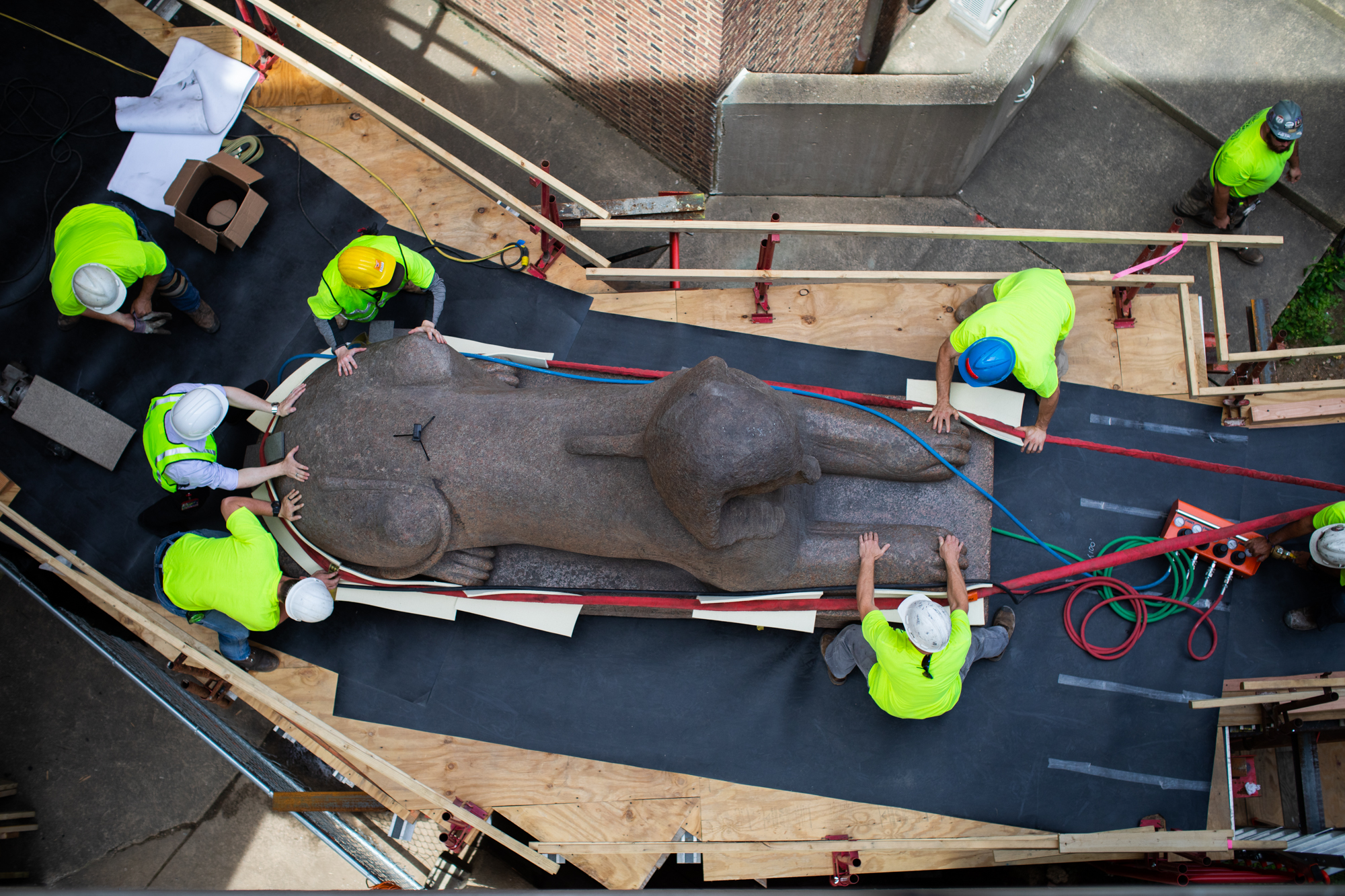 moving the penn museum sphinx