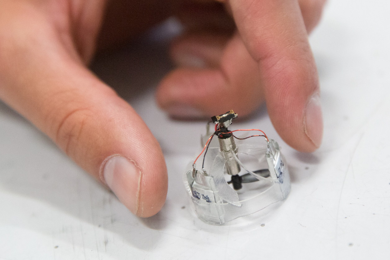 Meet Piccolissimo: The World’s Smallest Self-powered Controllable Flying Vehicle