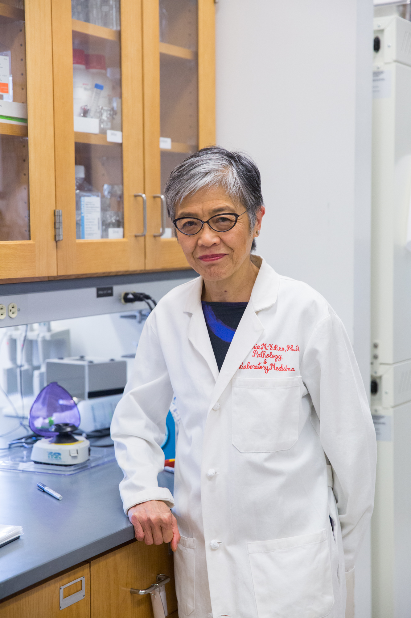 Virginia Man-Yee Lee leads a team of researchers at Penn’s Center for Neurodegenerative Disease Research