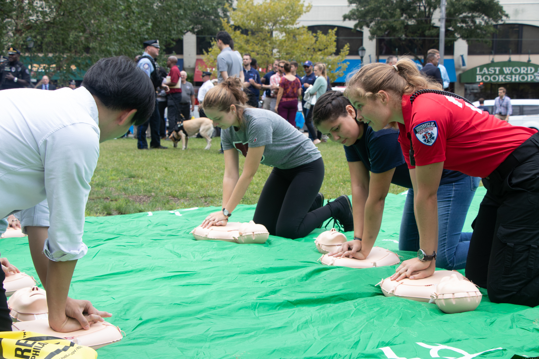 MERT Students Teach CPR