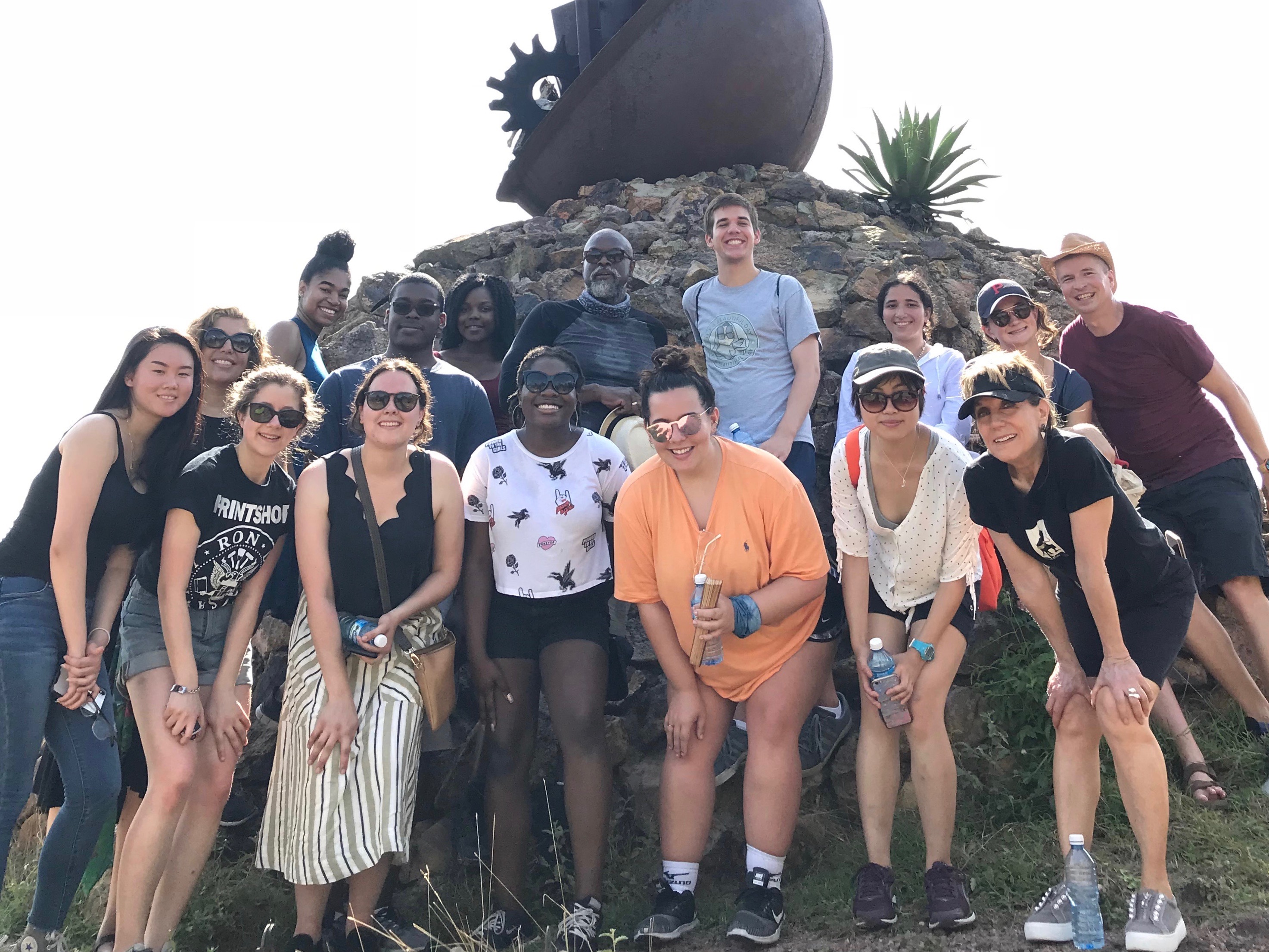 Penn-students-in-Cuba-at-Cimarron-monument. 