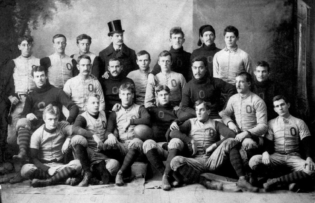 Coach John Heisman with members of the 1892 Oberlin College varsity football team