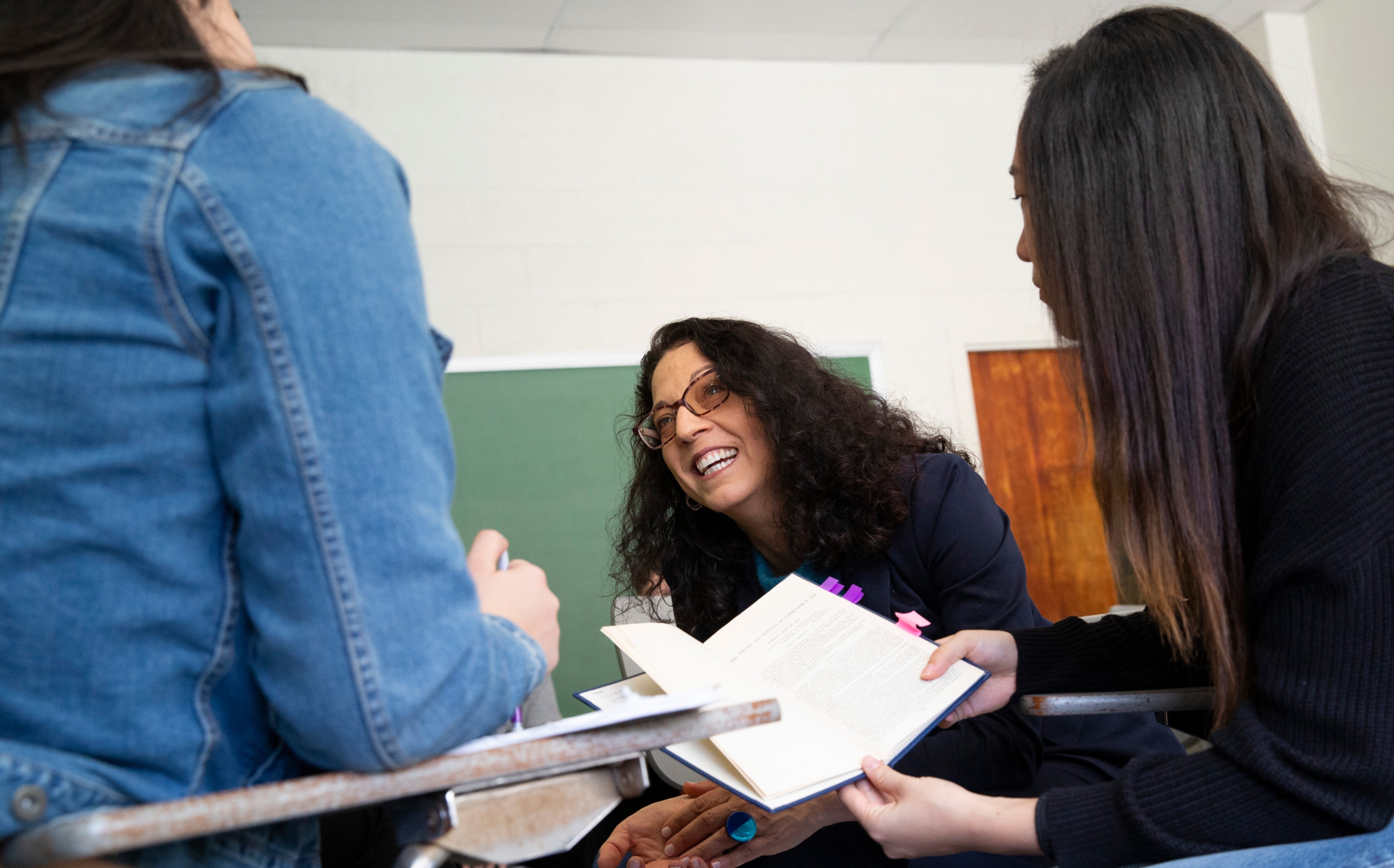 Kristen Ghodsee interacting with students in class