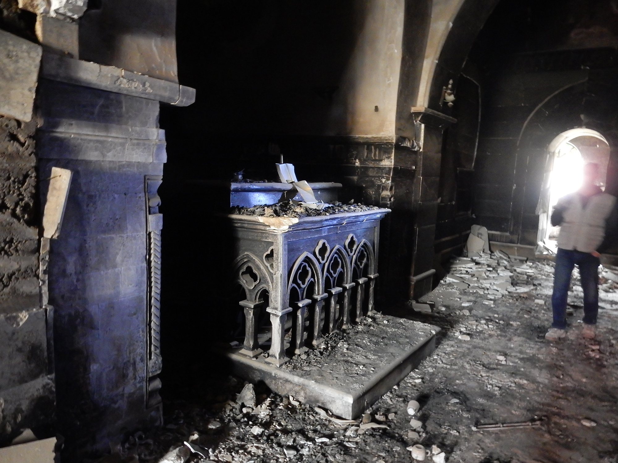 surveying of iraqi church damage