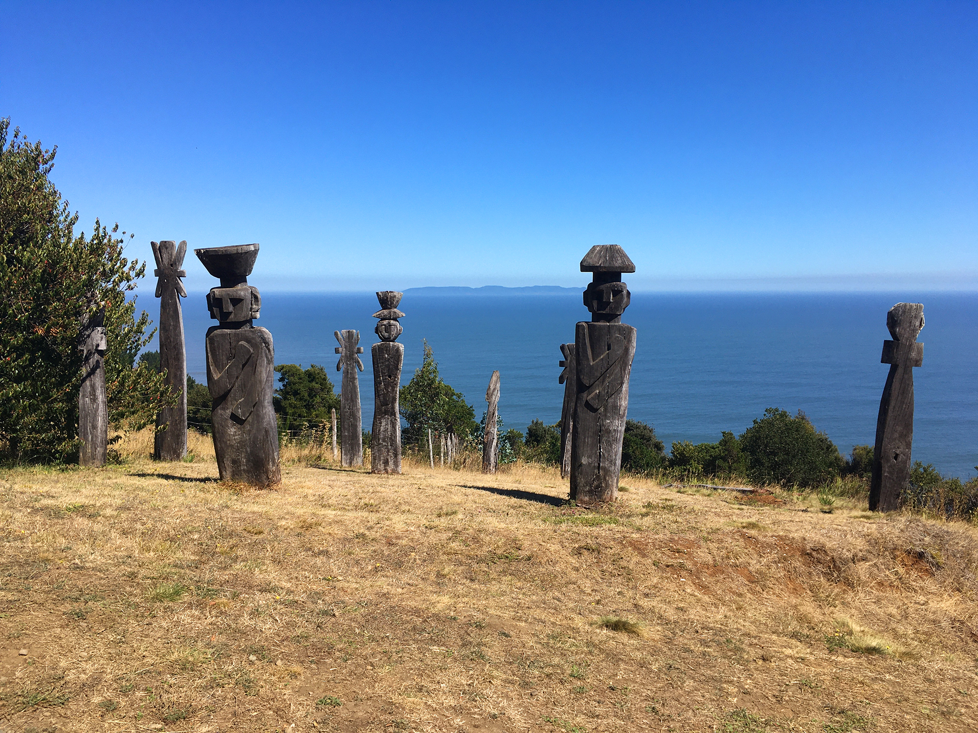 Tirua Sur Chile statues
