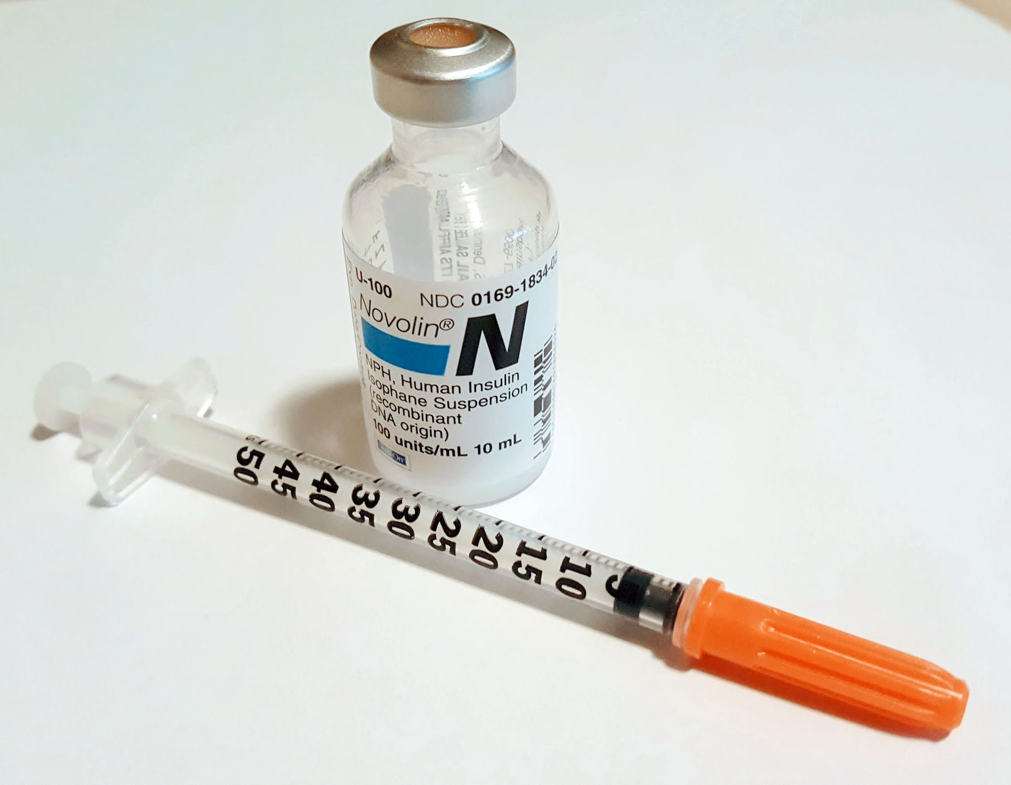 insulin needle and bottle