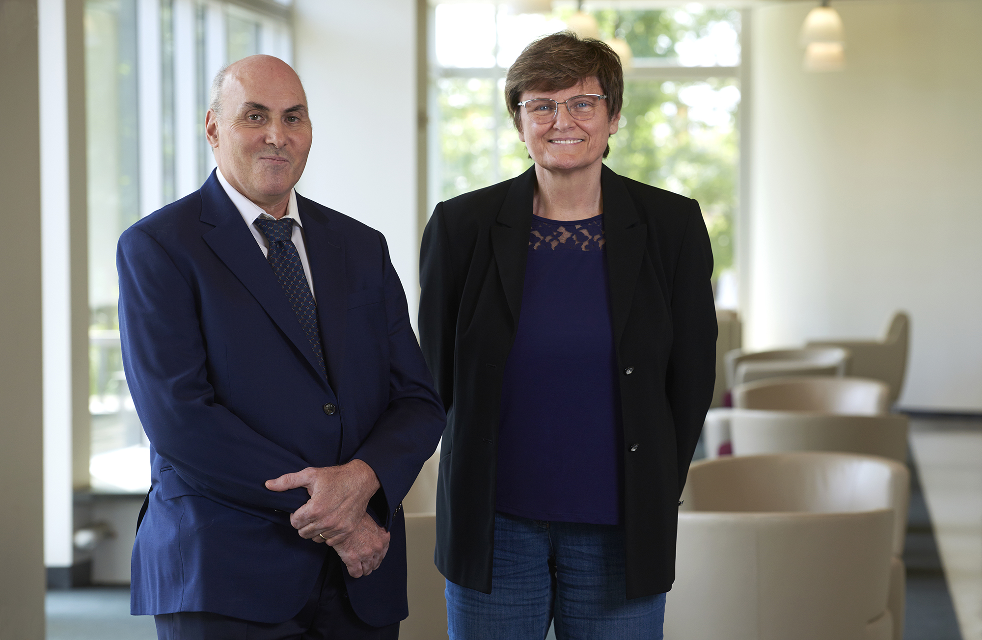 Drew Weissman and Katalin Karikó standing side by side.