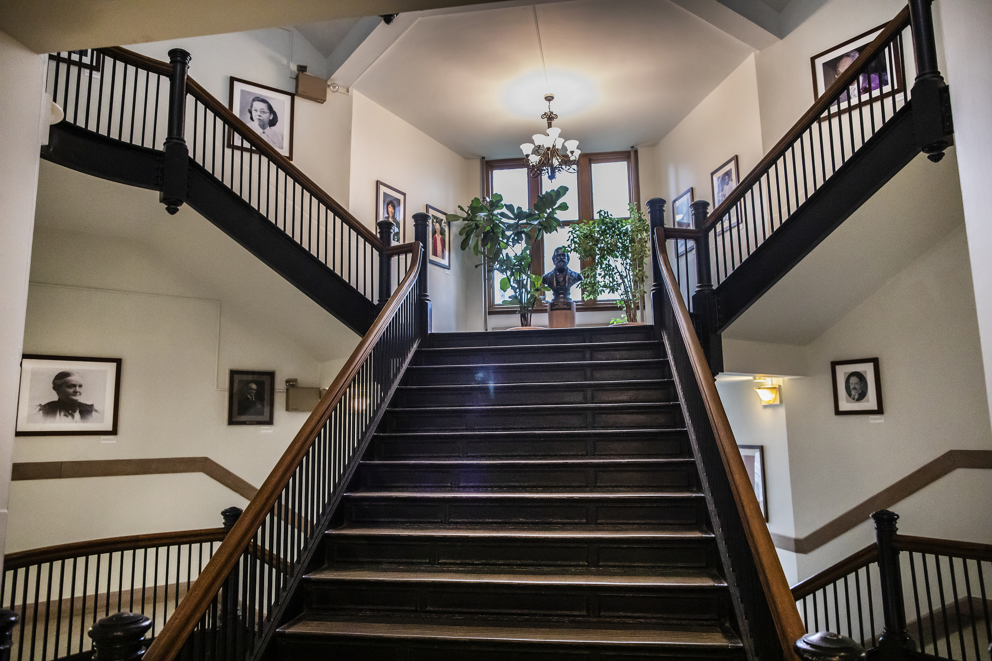 main stairs in leidy labs