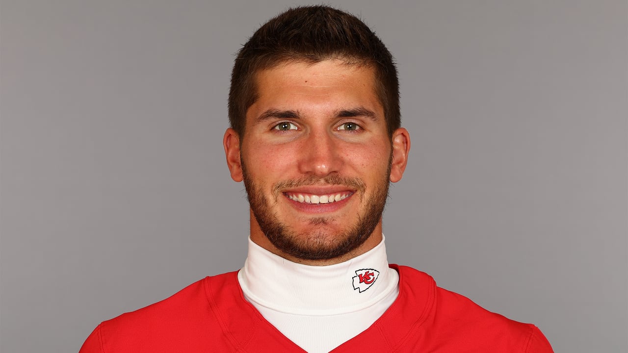 A headshot of Watson with the chiefs