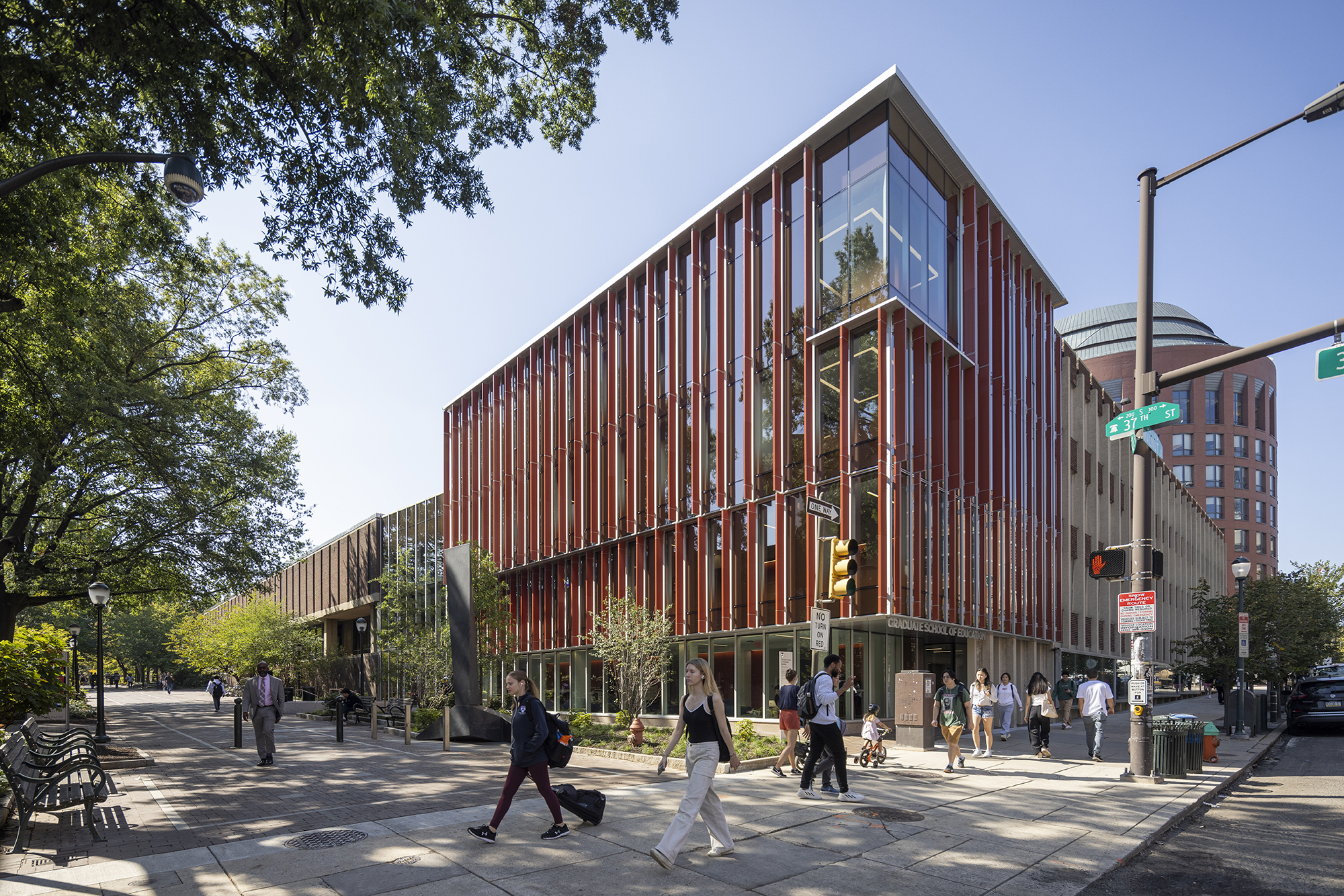 The Penn GSE building as seen from the street.