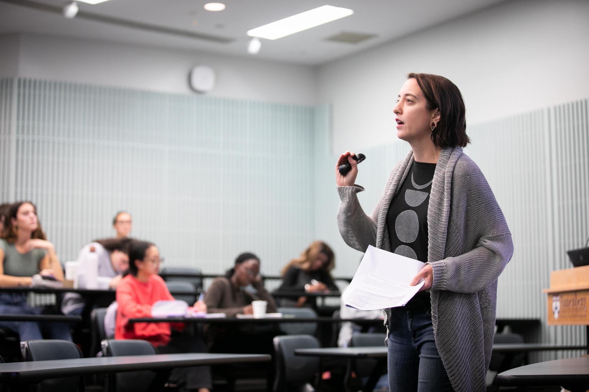 Jessa Lingel speaks in front of an Annenberg classroom. 