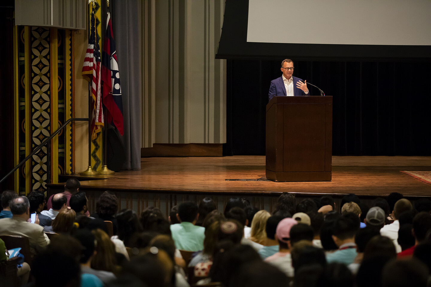 Professor Michael Weisberg speaking about Penn Reading Project