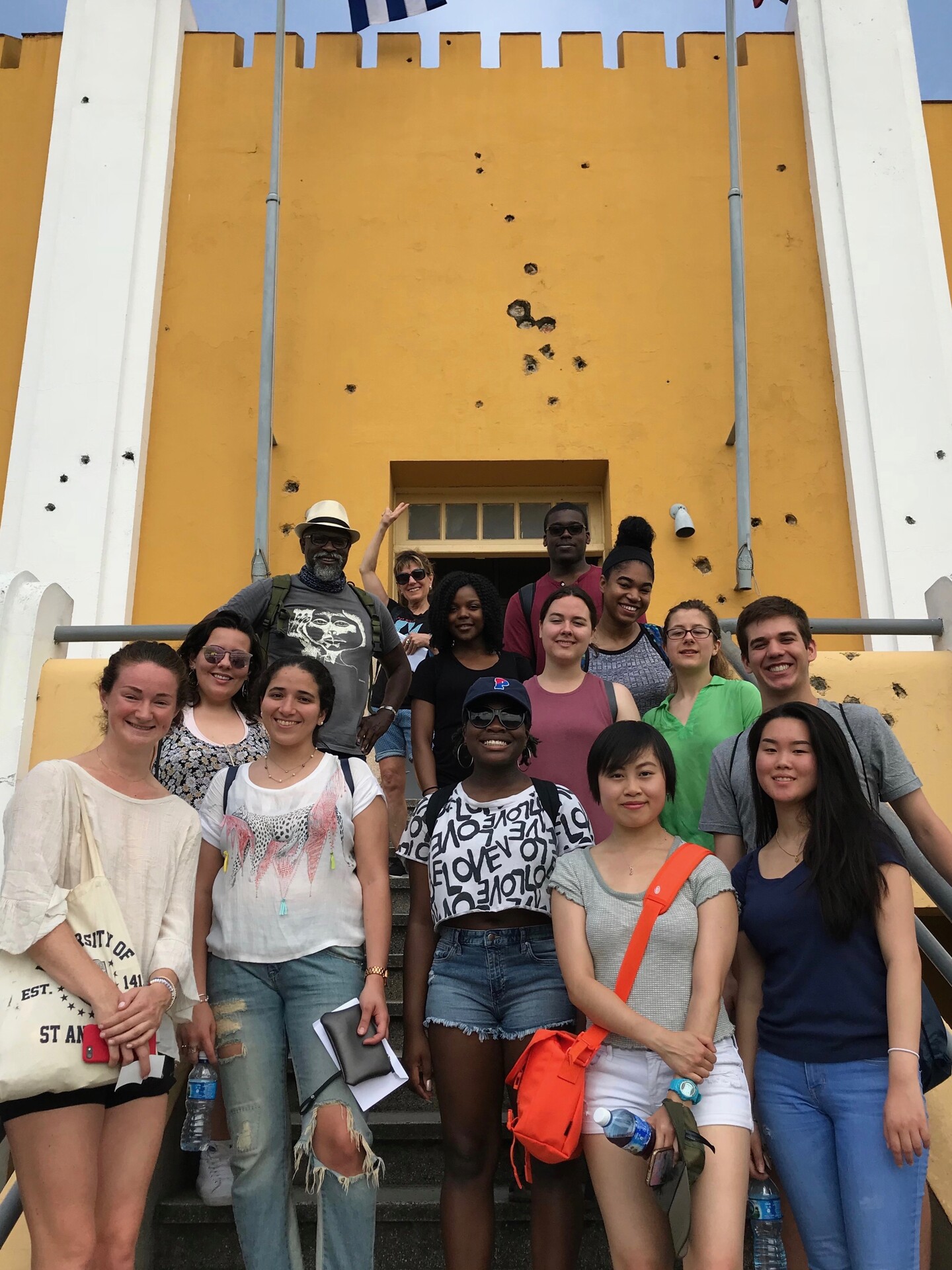 Penn-students-in-Cuba-outside-Moncada-Barracks. 
