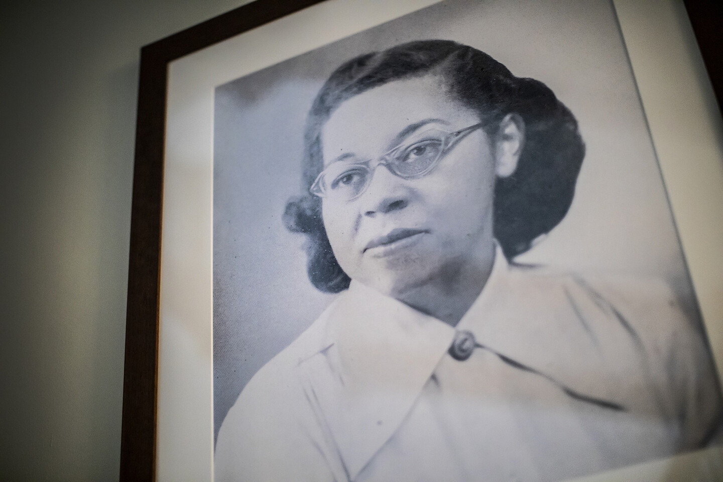 close up of portrait jane hinton in leidy labs stairwell