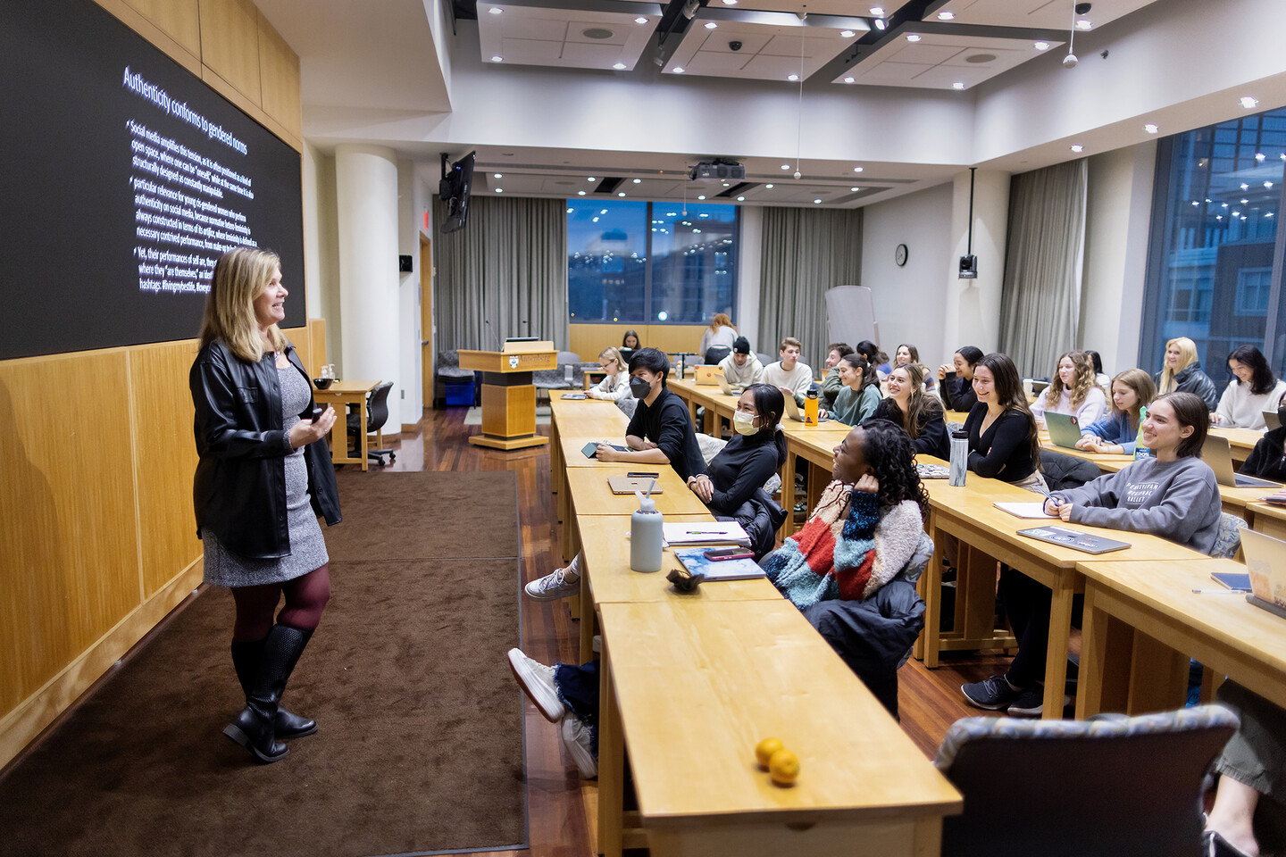 Sarah Banet-Weiser speaks to a large classroom of students