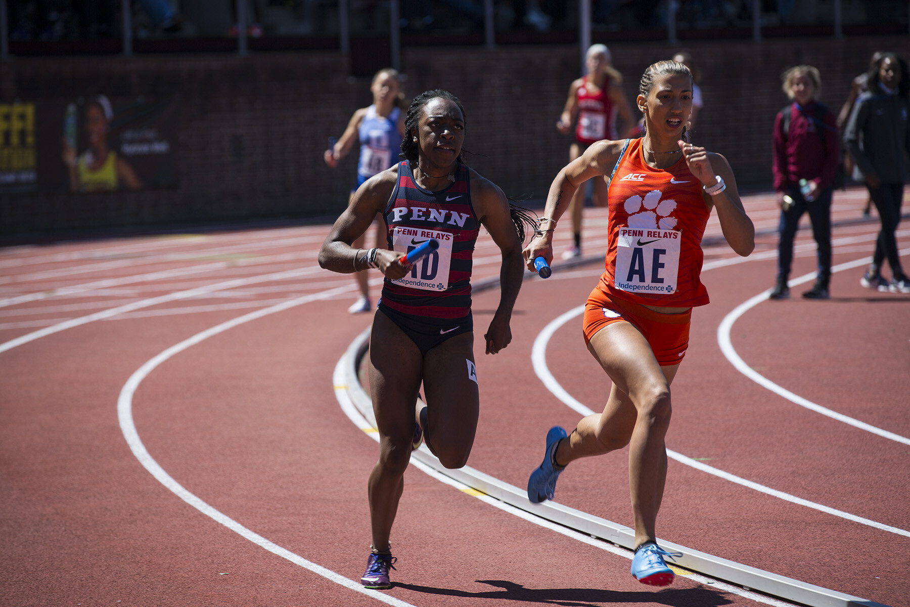  Uchechi Nwogwugwu, College Women's 4x400