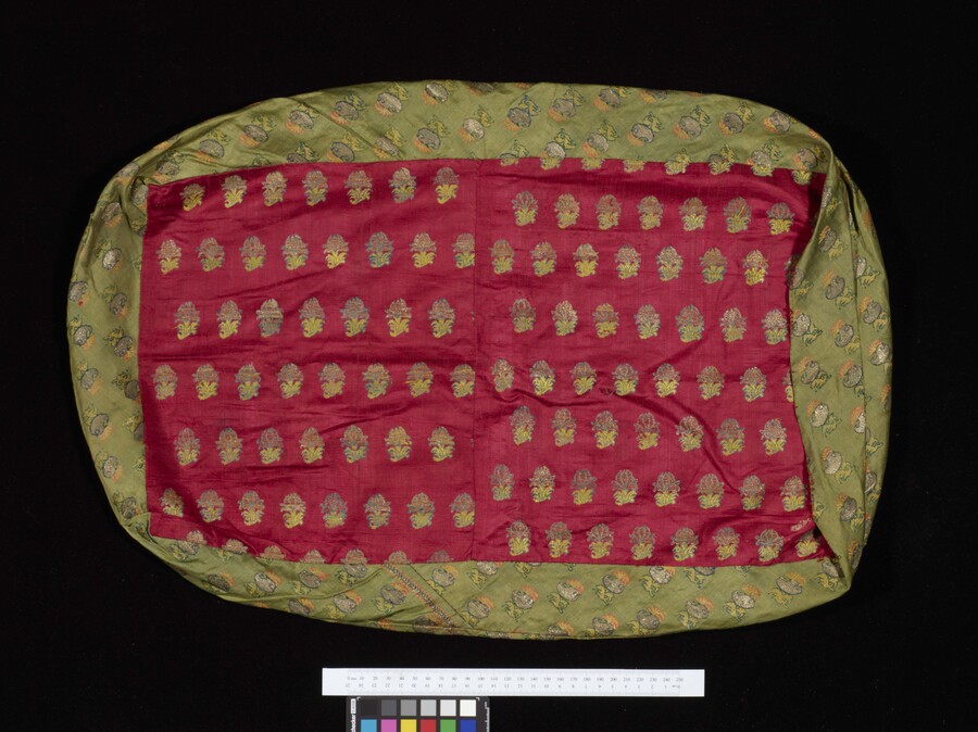 Rectangular pillow cushion