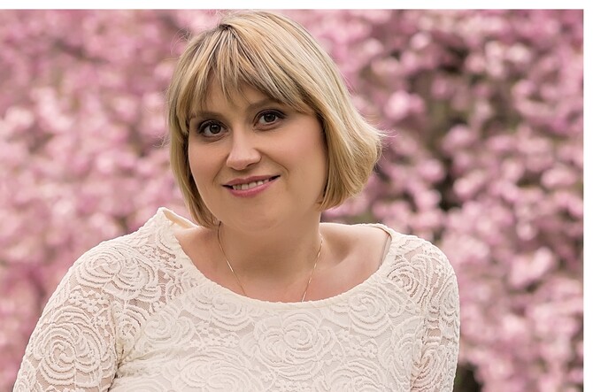 Anneke Buffone Anneke Buffone