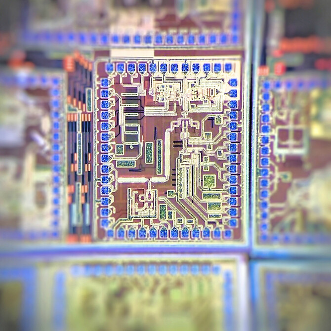 PDH Chip Under Microscope.jpeg PDH Chip Under Microscope.jpeg