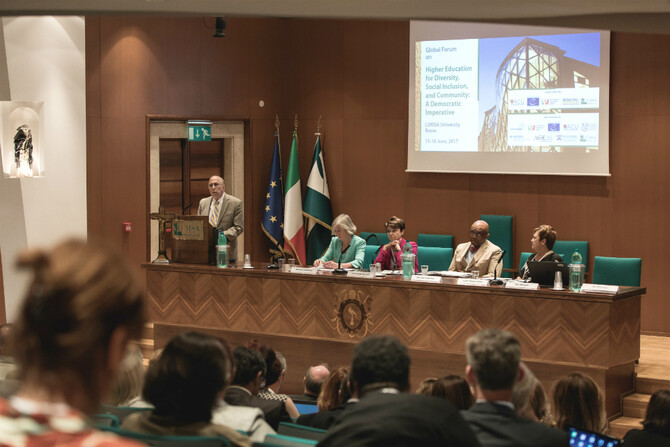 newIRA SPEAKING AT FORUM LONG SHOT.jpg newIRA SPEAKING AT FORUM LONG SHOT.jpg