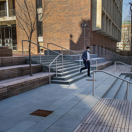 stuart weitzman plaza at meyerson hall