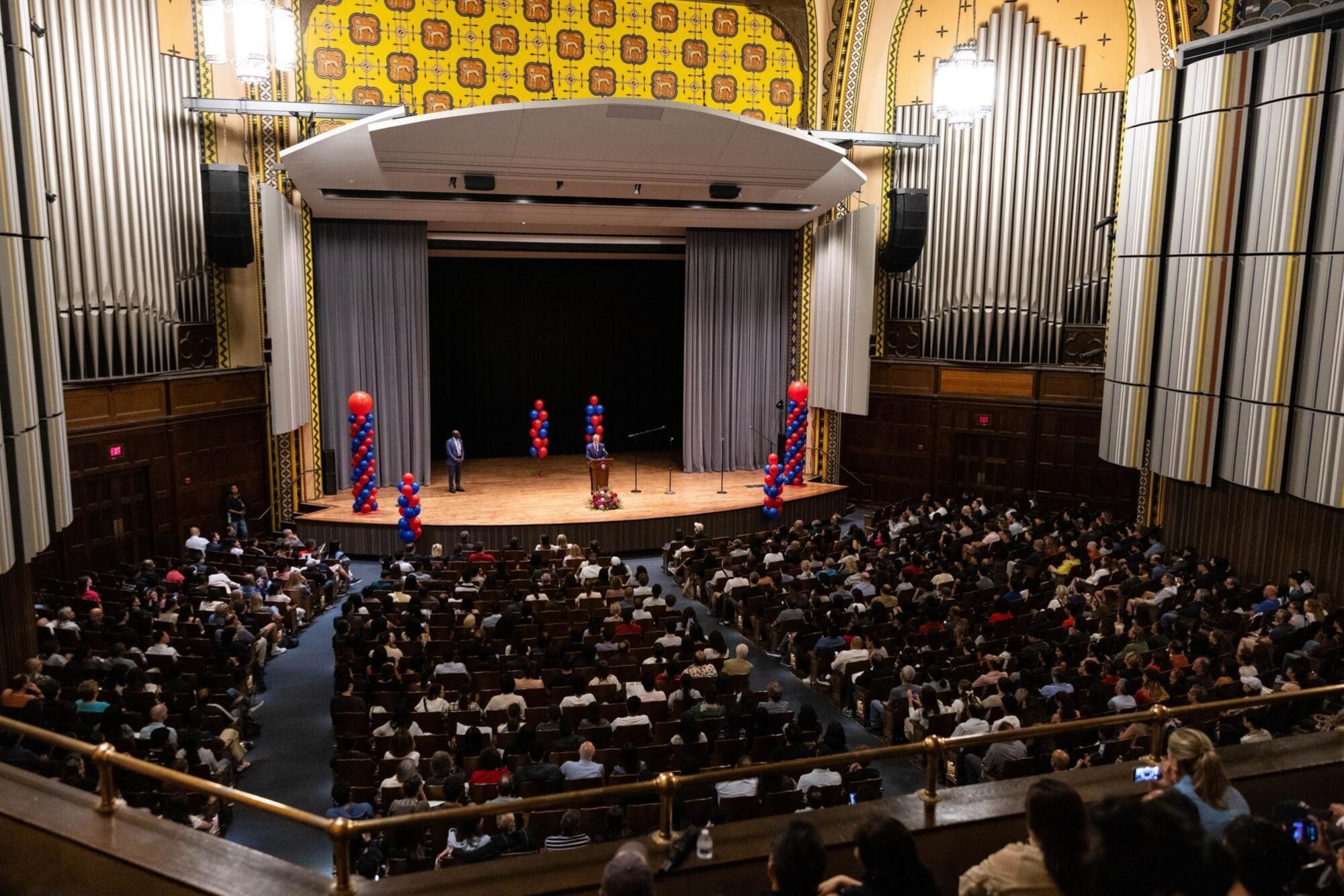The crowd at the President and Provost Family Welcome.