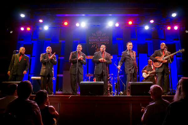 dixie hummingbirds on stage at wxpn