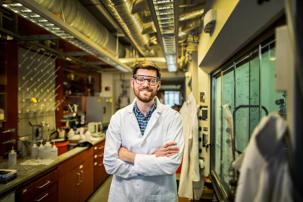 neil tomson in a chemistry lab