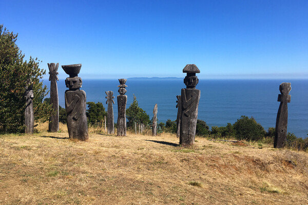 Tirua Sur Chile statues