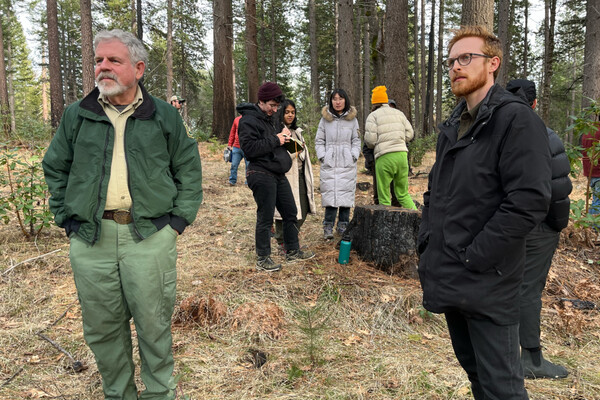 From left: Lon Henderson, U.S. Forest Service; Weitzman students Ari Vamos, Vyusti Agarwalla, Jiajing Dai, Caz Gagne, and Oliver Atwood.