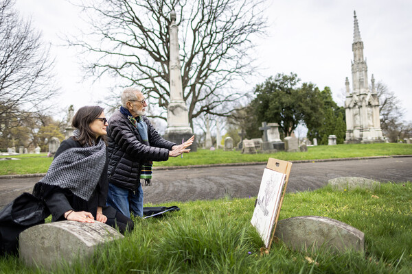 Laurie Olin and a student in Woodland Cemetery, with drawing supplies.