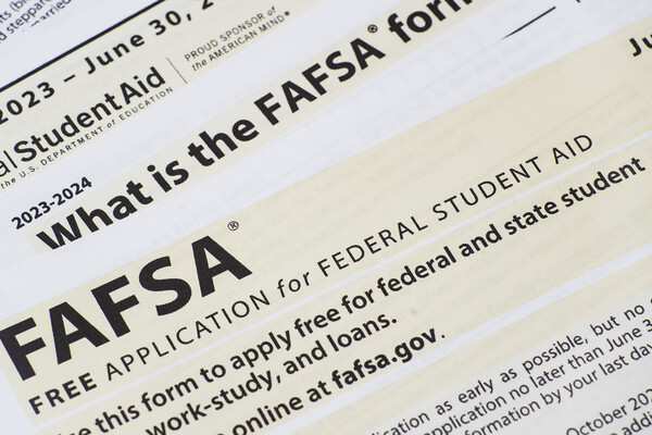 A FAFSA application form.