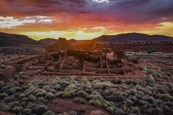 Wupatki Pueblo in Arizona at dusk.