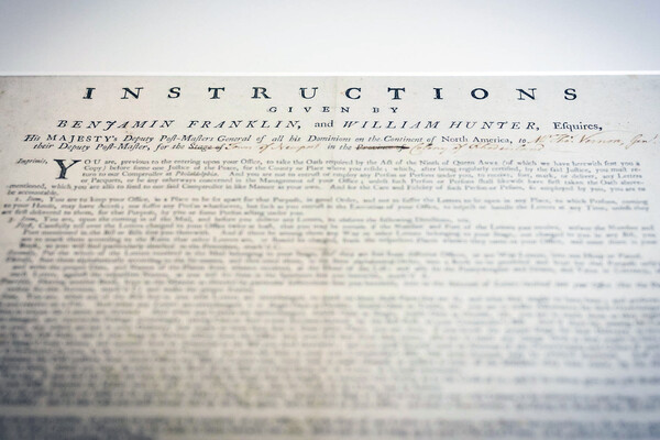 18th century printed broadside written by Benjamin Franklin and William Hunter.