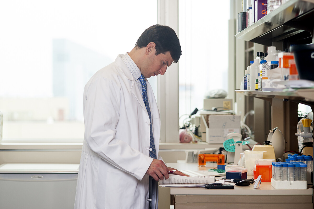 David Fajgenbaum in his lab.